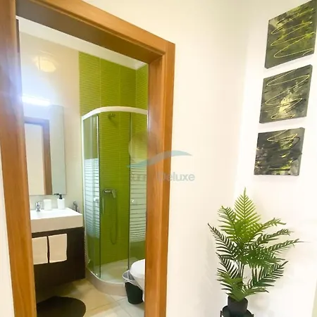 Jardins 2 By Sunny Deluxe